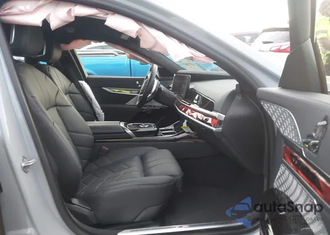 2024 BMW I7 xDrive60 z USA, uszkodzony, nr VIN WBY53EJ05RCP80709